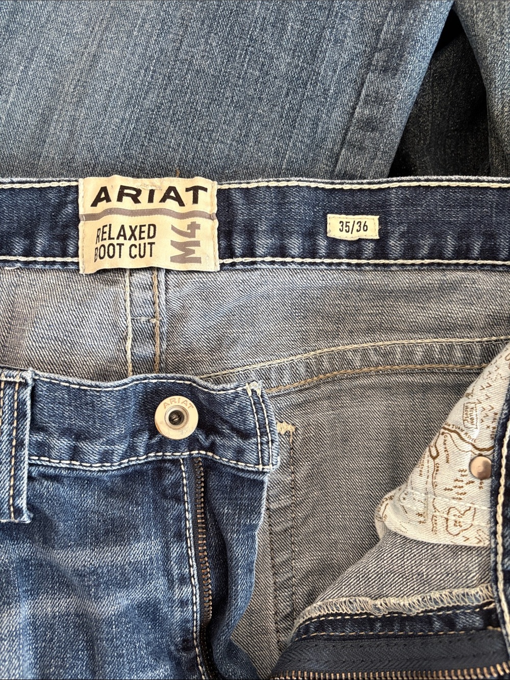 Ariat Men's Relaxed Boot Cut Jeans - Denim Blue